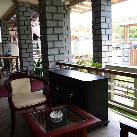 Srinikethana Home Stay With Swimming Pool Madikeri Exterior photo
