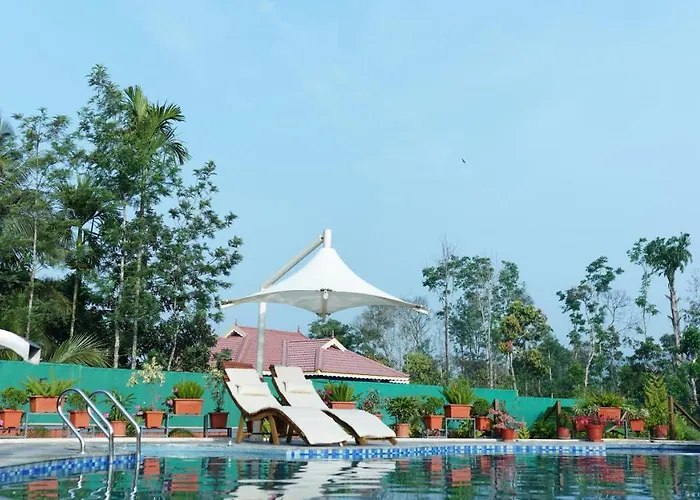 Srinikethana Home Stay With Swimming Pool