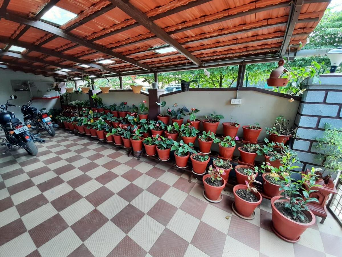 Srinikethana Home Stay With Swimming Pool Homestay Madikeri